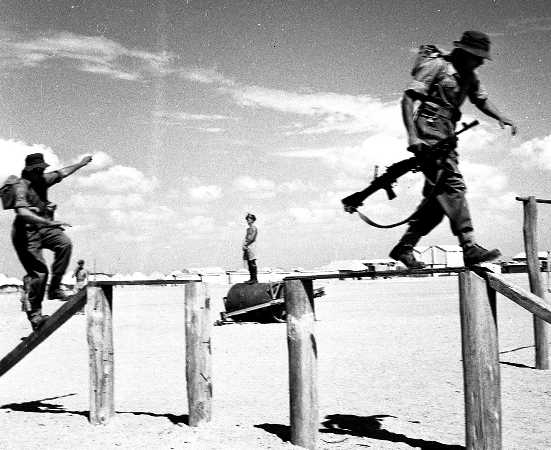 Images/1951 1LF 1950   Fayid    Training Assault Course790.jpg